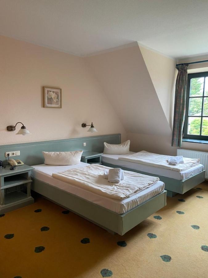 Mueritz Landhotel Gruener Baum Gotthun Exterior foto