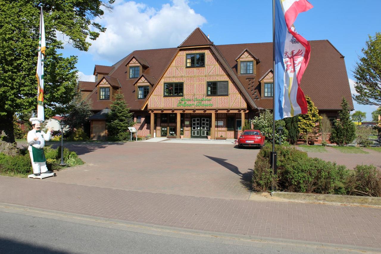 Mueritz Landhotel Gruener Baum Gotthun Exterior foto